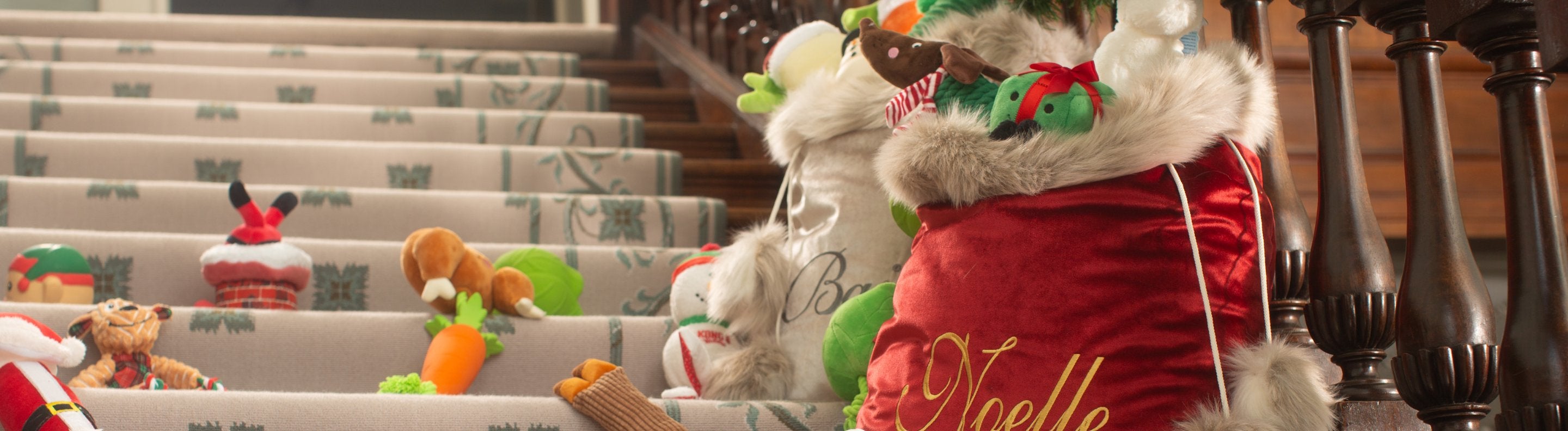 Elves' Pet Toy Shop Christmas Toys for Pets Lords & Labradors