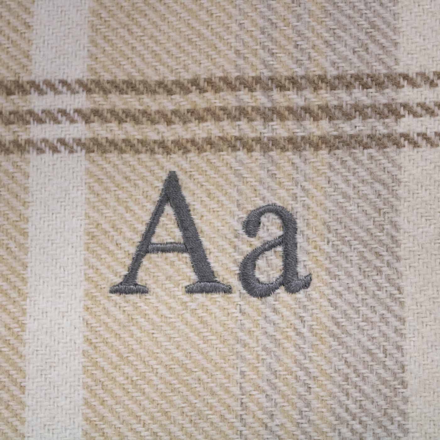 Discover Our Heavy-Duty Dog Crate With Natural Tweed Cosy & Calming Puppy Crate Bed Set! The Perfect Crate Bed For Pet Burrow. Available To Personalise Here at Lords & Labradors