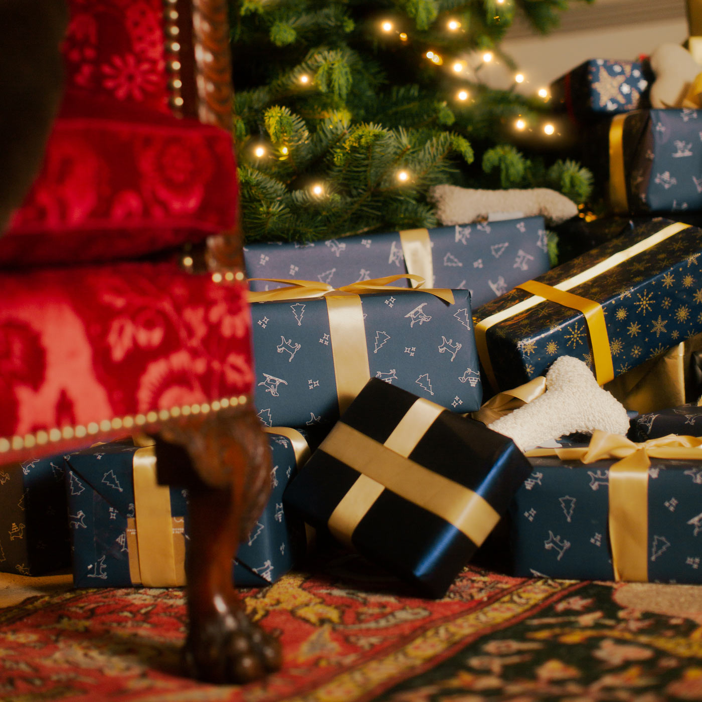 Wrap Your Gift For Your Pet With Our Stunning Wrapping Paper, The Perfect Pet Wrapping Paper For Any Occasion! Available Now at Lords & Labradors