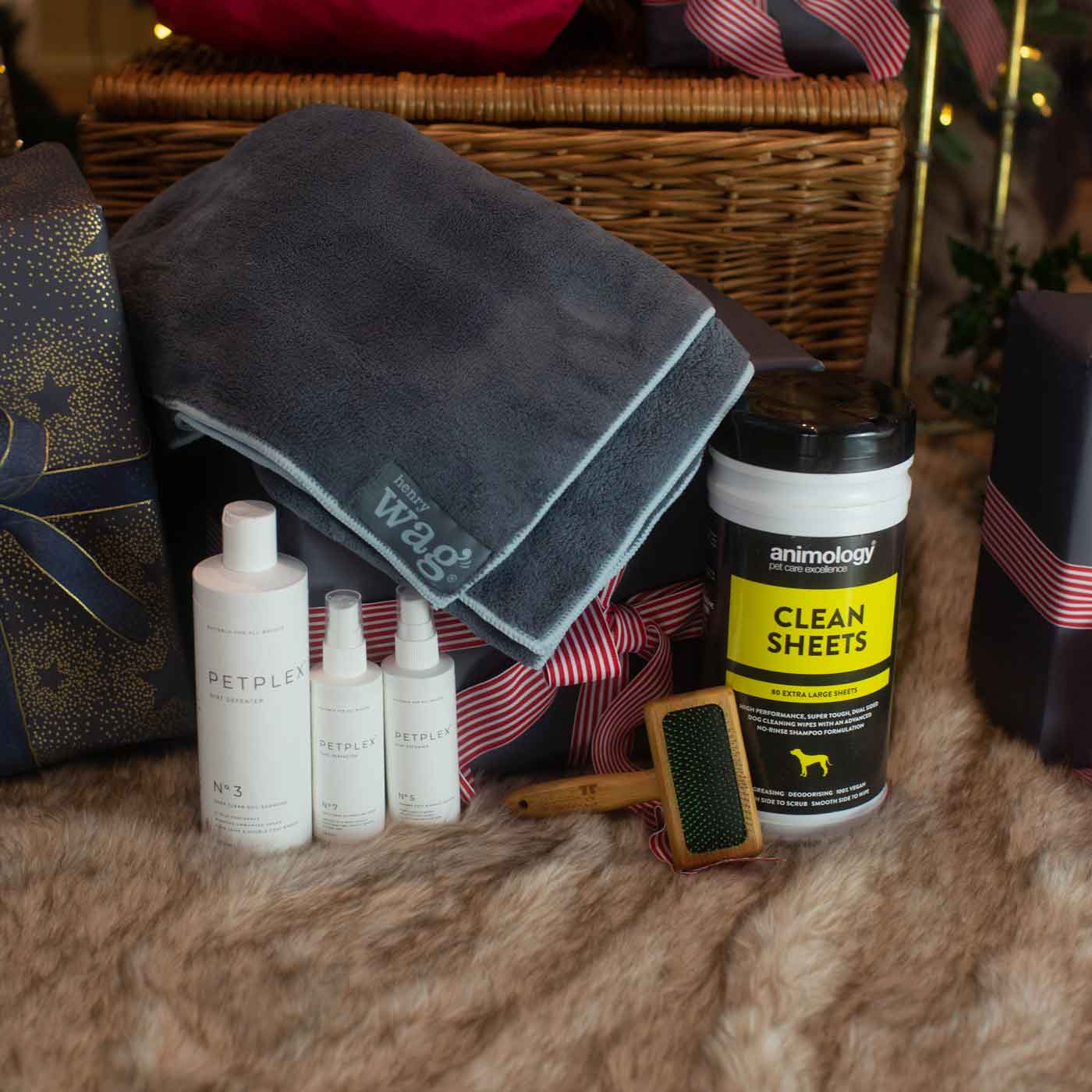 Discover the perfect dog lover gift with our luxurious doggy spa gift set! The ideal choice to gift pet parents for the ultimate dog grooming! Available now at Lords & Labradors