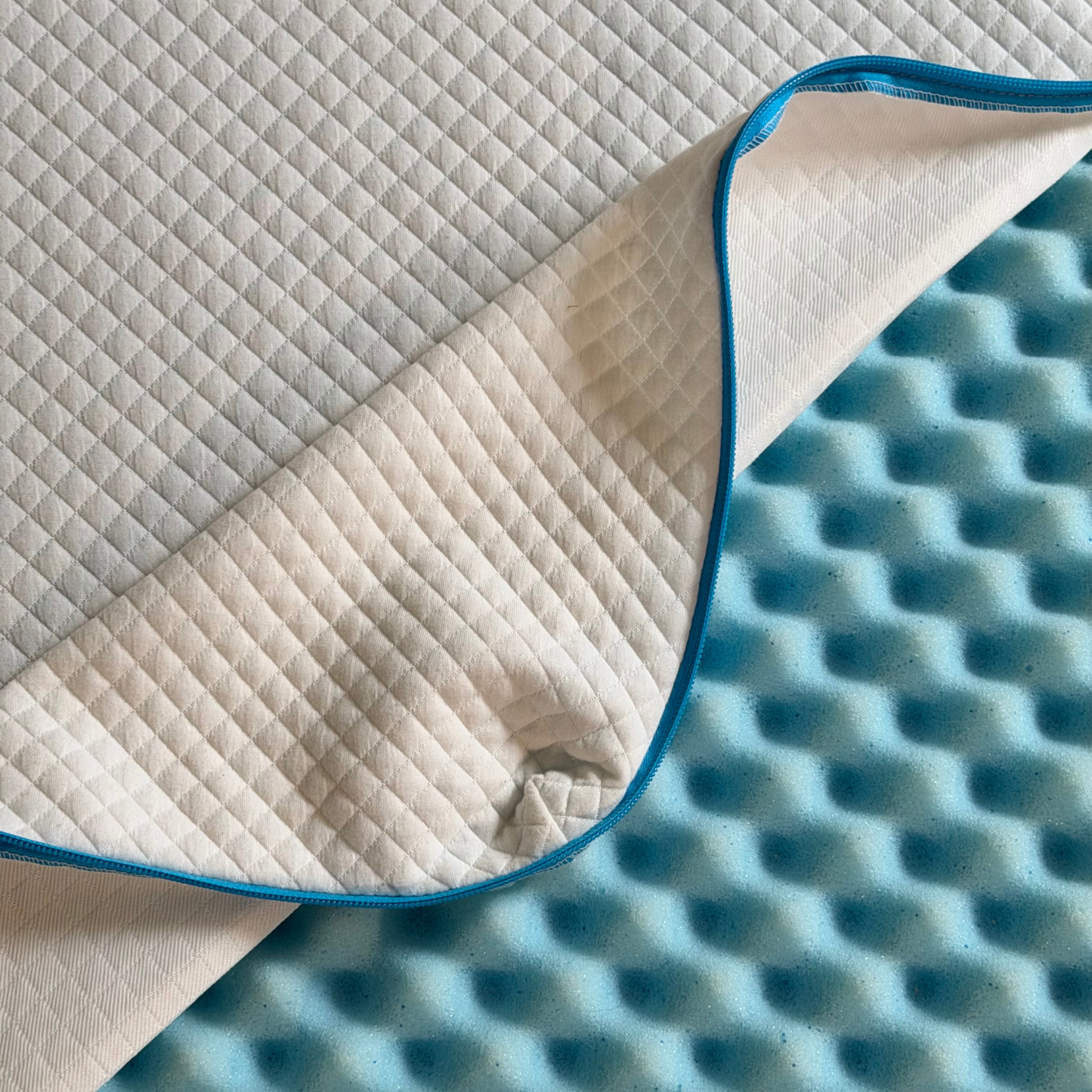 Slumba Orthopaedic Dog Mattress by Lords & Labradors