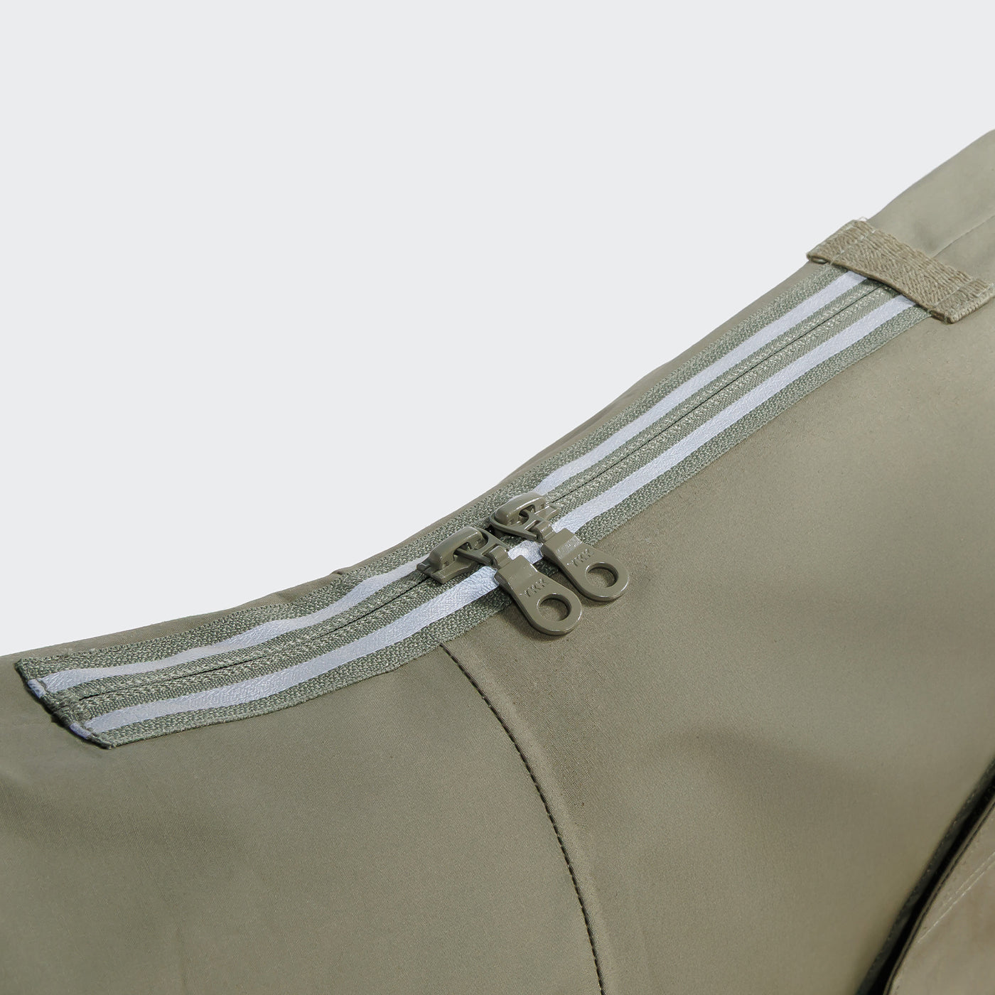 Cloud7 Helgoland Dog Raincoat Olive