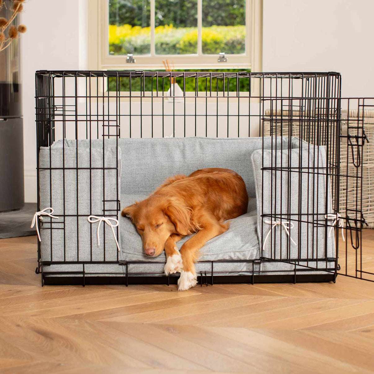 Inchmurrin Iceberg Cushion, Bumper & Dog Crate | Bedding Set | Lords ... - Grate Buildese Dog Crate And Bed Set