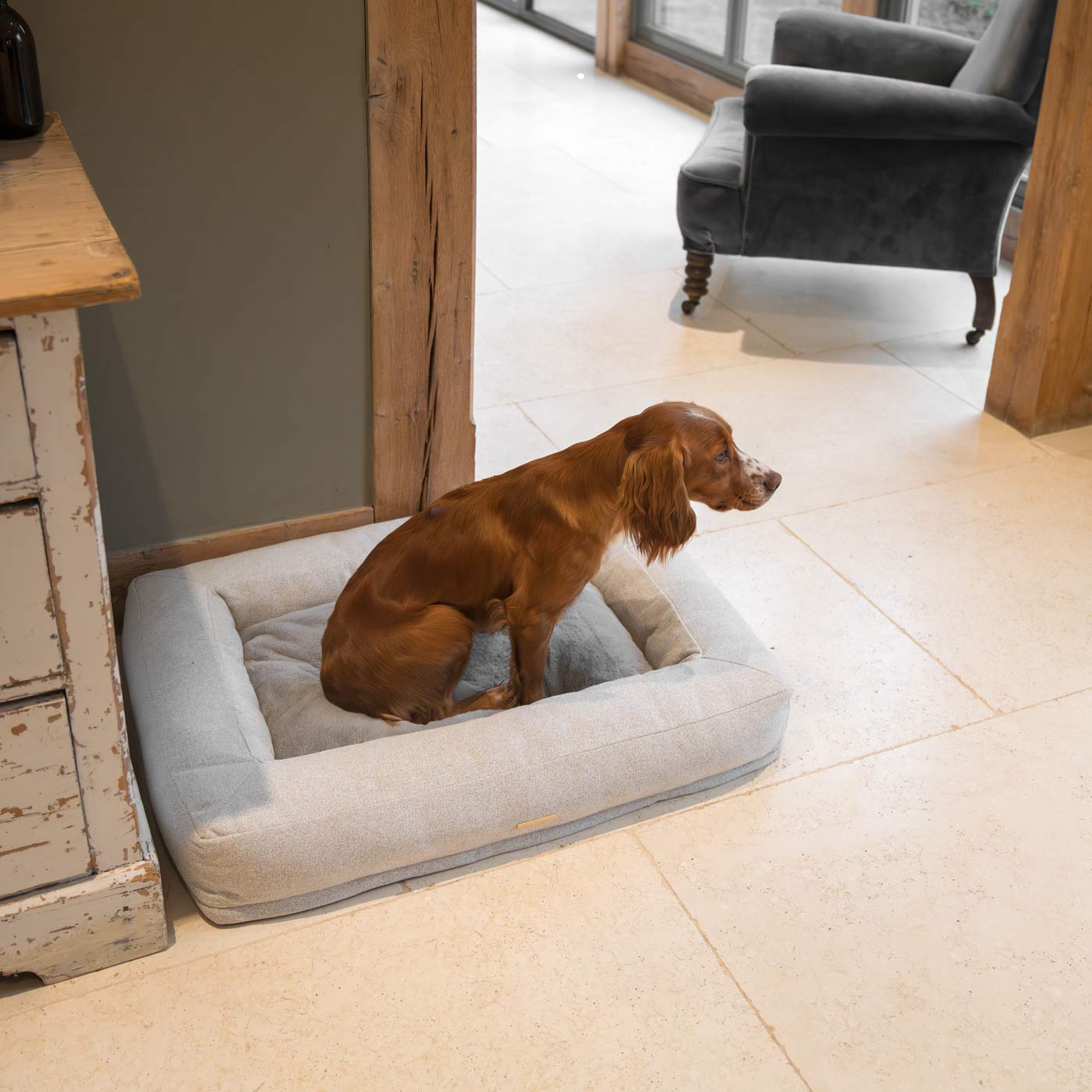 Discover Our Luxurious Comfort Cube Dog Bed in Ivory, featuring Removable covers for easy machine washing and a non slip wipeable base. This super soft pet bed offers the ultimate comfort to your furry friend! Bringing Your Canine Companion The Perfect Bed For Dogs To Curl Up To! Available Now at Lords & Labradors