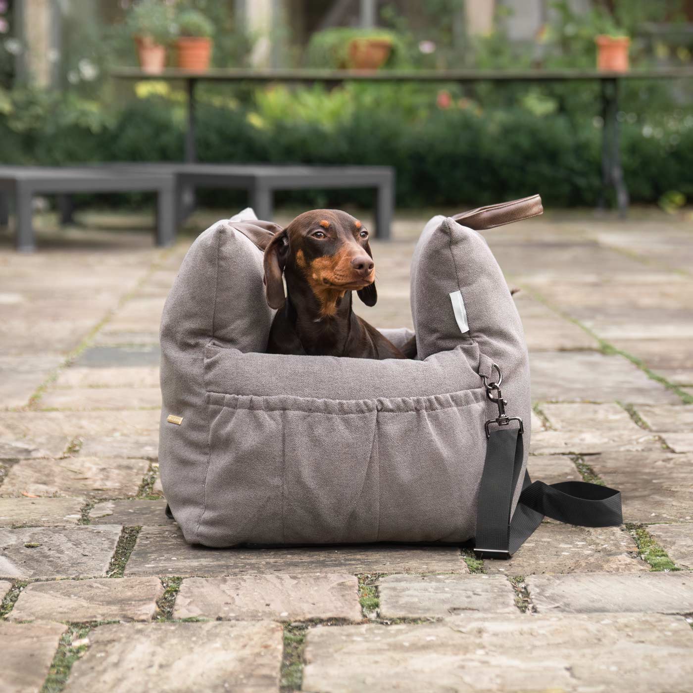 Embark on the perfect pet travel with our luxury Easy Traveller Seat! Featuring removable inner cushion with with cover for easy cleaning! Available now at Lords & Labradors    
