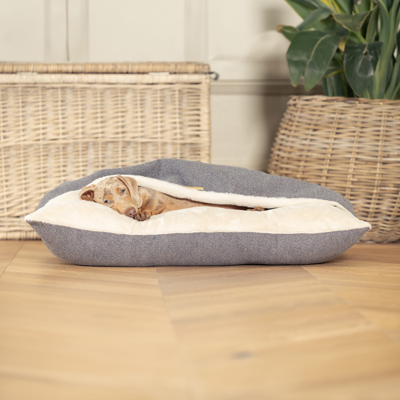 Discover The Perfect Burrow For Your Pet, Our Stunning Sleepy Burrow Dog Beds In Oxford Herringbone Is The Perfect Bed Choice For Your Pet, Available Now at Lords & Labradors