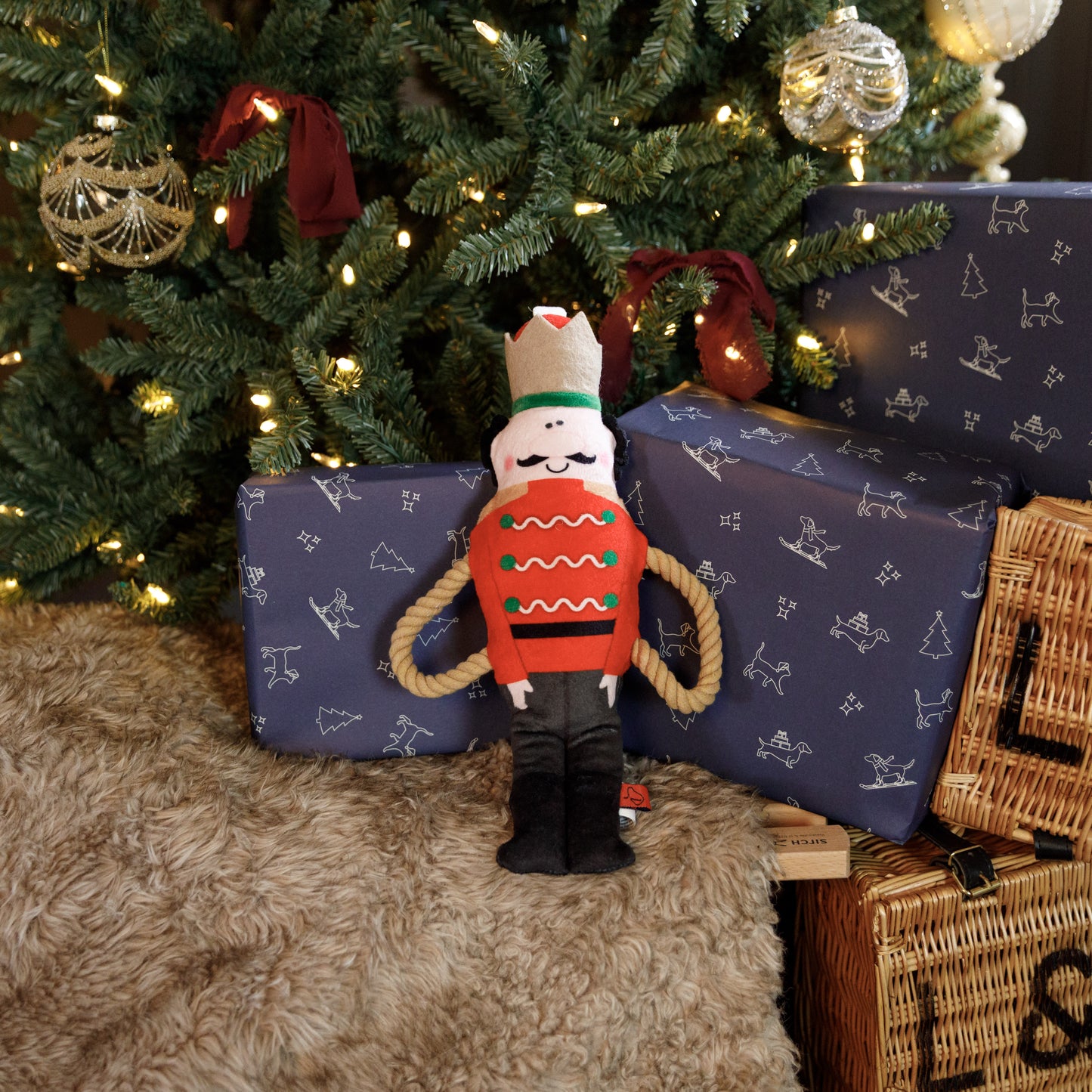 Zoon Nutcracker Giggler PlayPal Christmas Toy