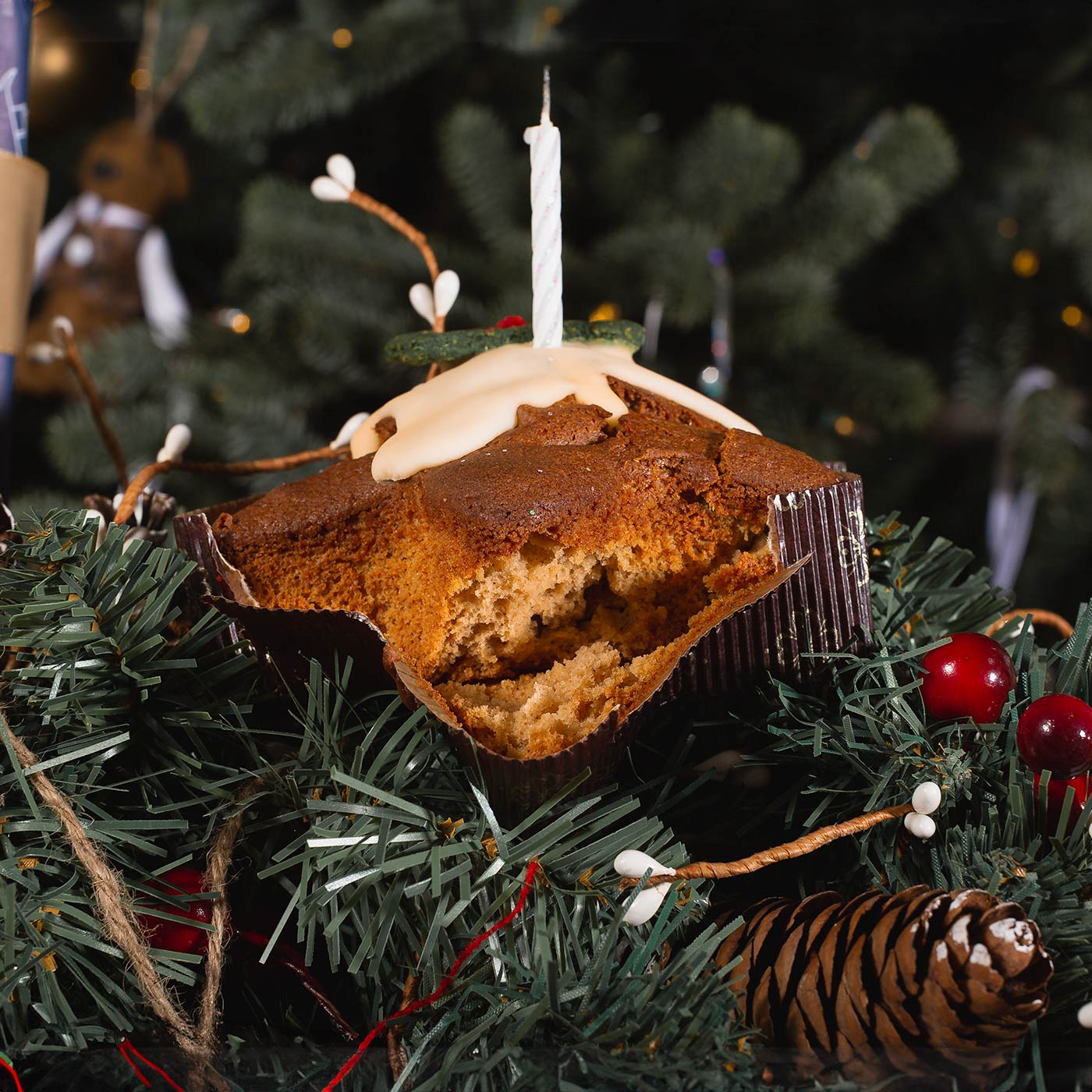 Barking Bakery Yappy Woofmas Christmas Star Cake For Dogs, The Perfect Festive Cake For Pets, Available Now at Lords & Labradors