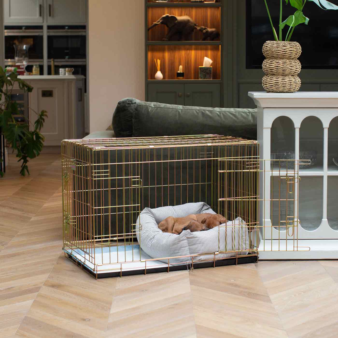 Discover Our Heavy-Duty Dog Crate With Regency Stripe Cosy & Calming Puppy Crate Bed Set! The Perfect Crate Bed For Pet Burrow. Available To Personalise Here at Lords & Labradors