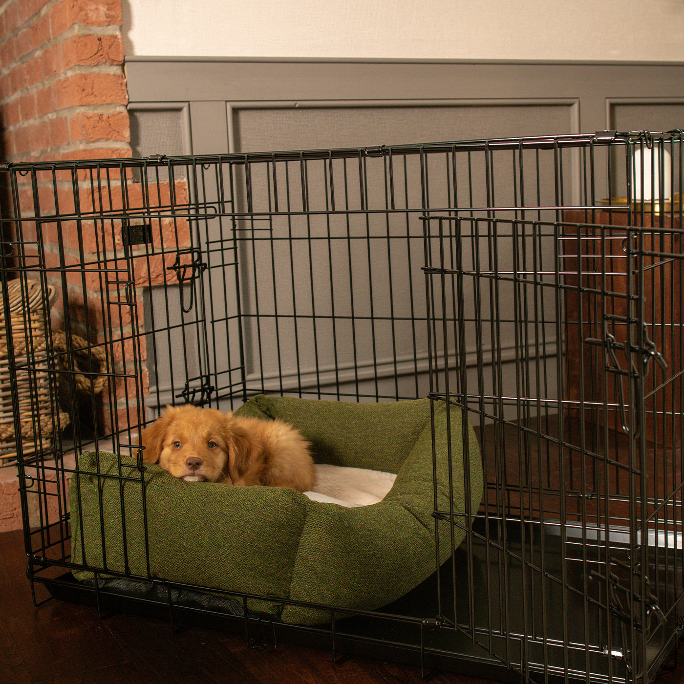 Dog Crate with Cosy & Calming Puppy Crate Bed in Moss Orkney Tweed by Lords & Labradors
