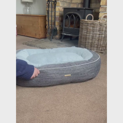 The Nest Round Dog Bed by Lords & Labradors