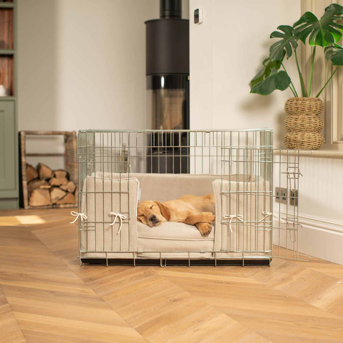 Photo inspiration: Visual Reference: Natural Herringbone Crate Bumper Dog Crate Bedding
