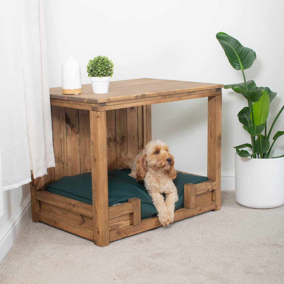 Visual Reference: Wooden Rustic Open Dog Crate