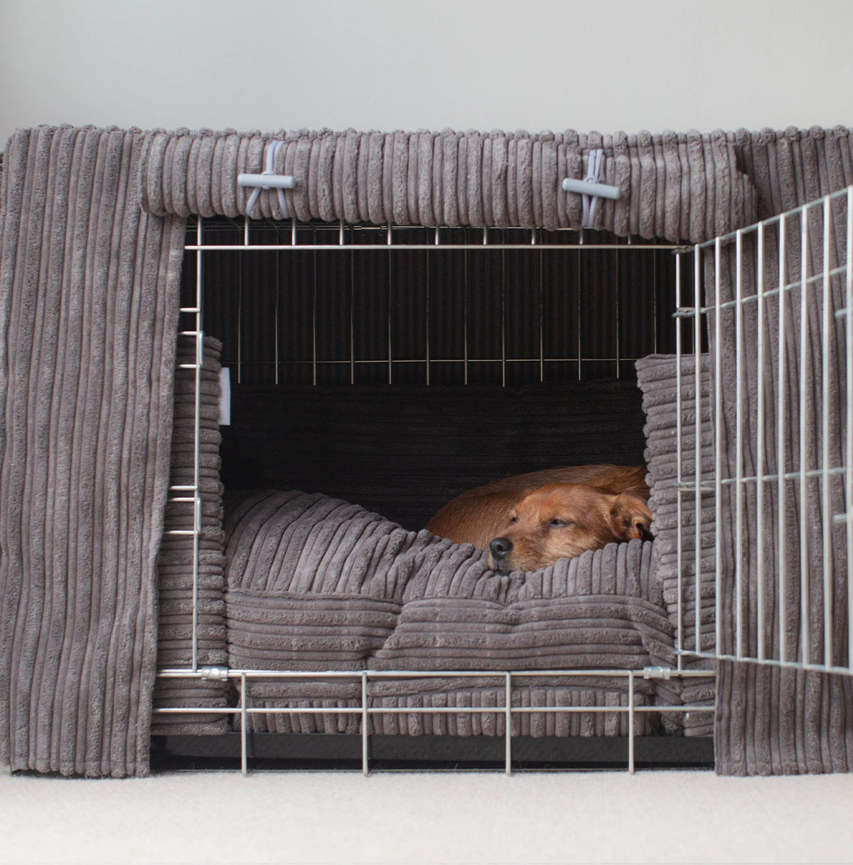 Dark Grey Plush Crate Set | Lords & Labradors Dog Crate Set