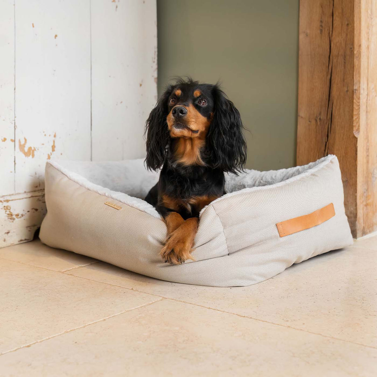 Lords & Labradors Box Beds