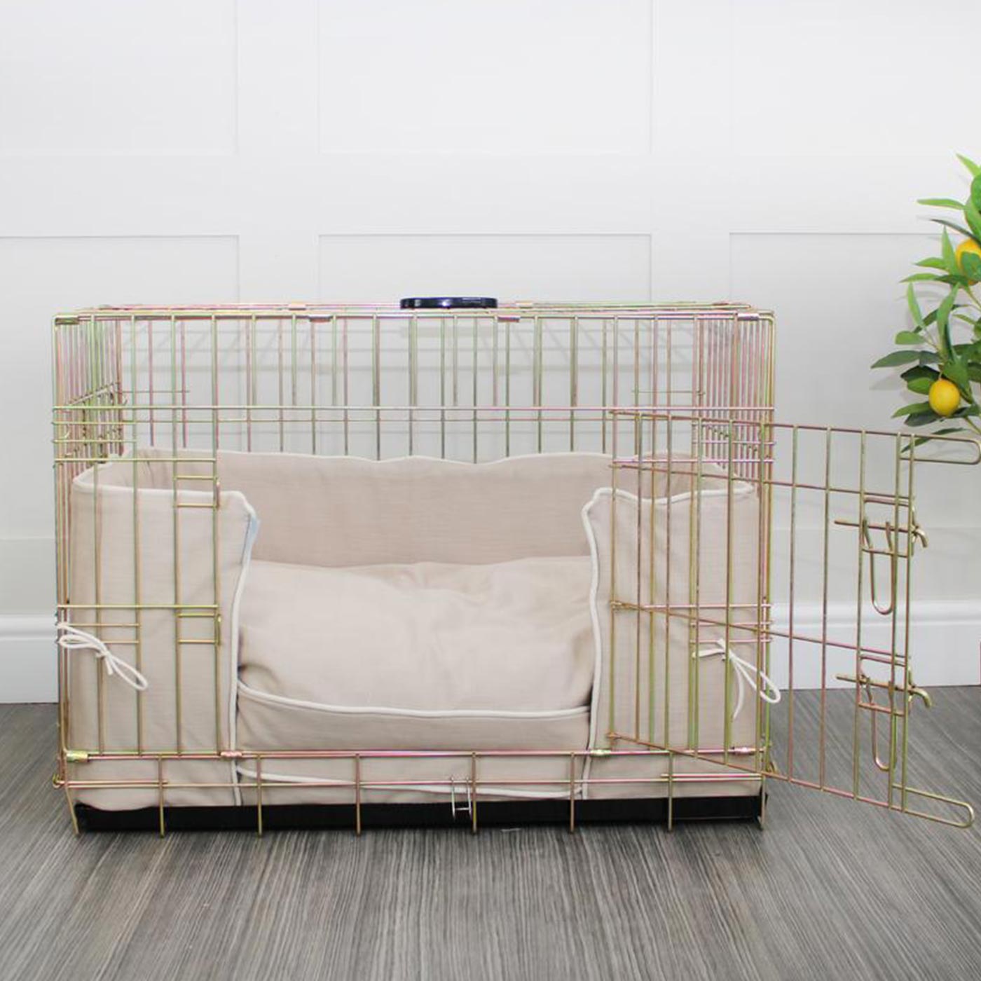 [colour:savanna oatmeal]  Accessorise your dog crate with our stunning bumper covers, choose from our Savanna collection! Made using luxury fabric for the perfect crate accessory to build the ultimate dog den! Available now in 3 colours and sizes at Lords & Labradors